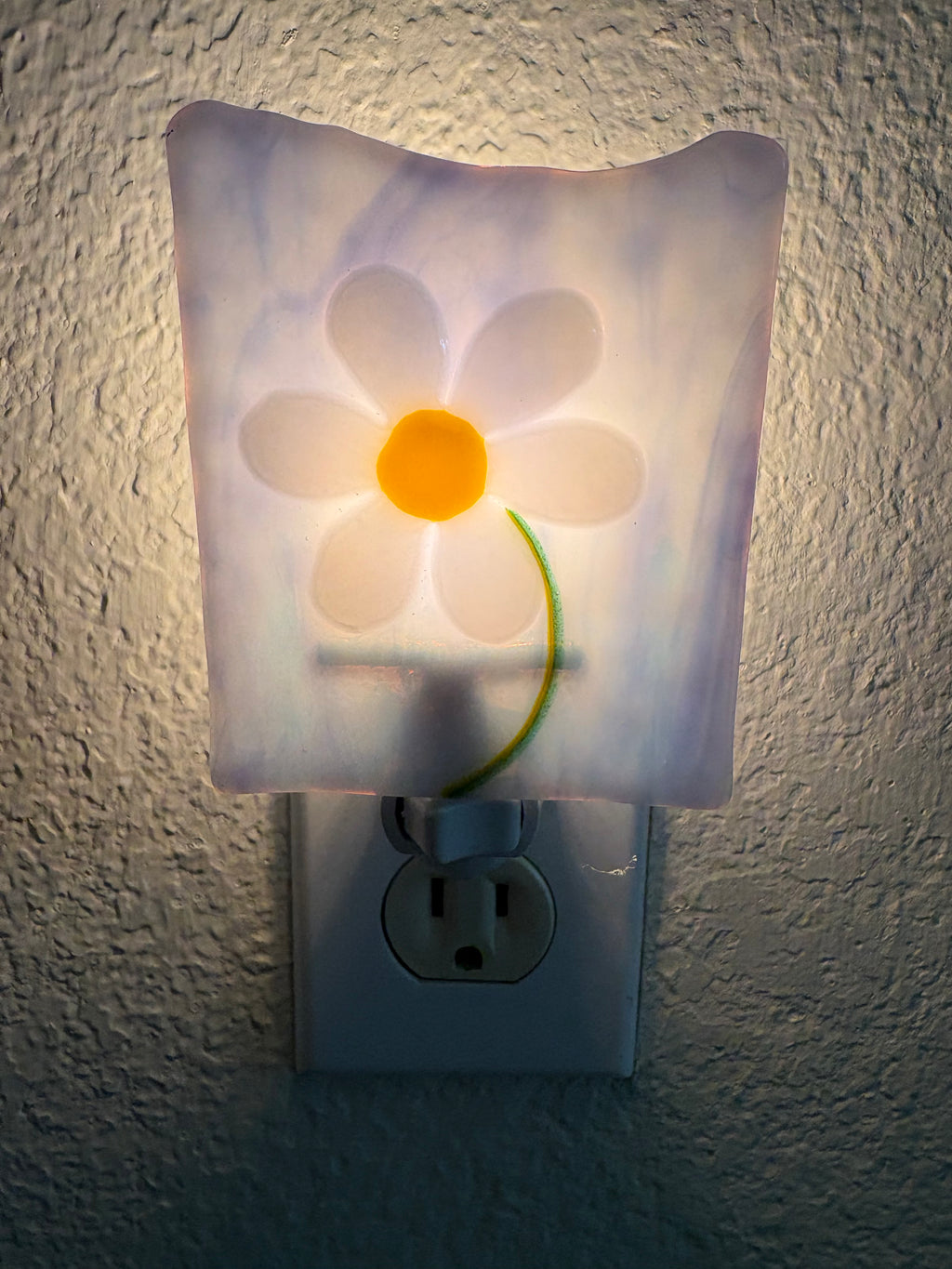Fused Glass White Daisy Nightlight