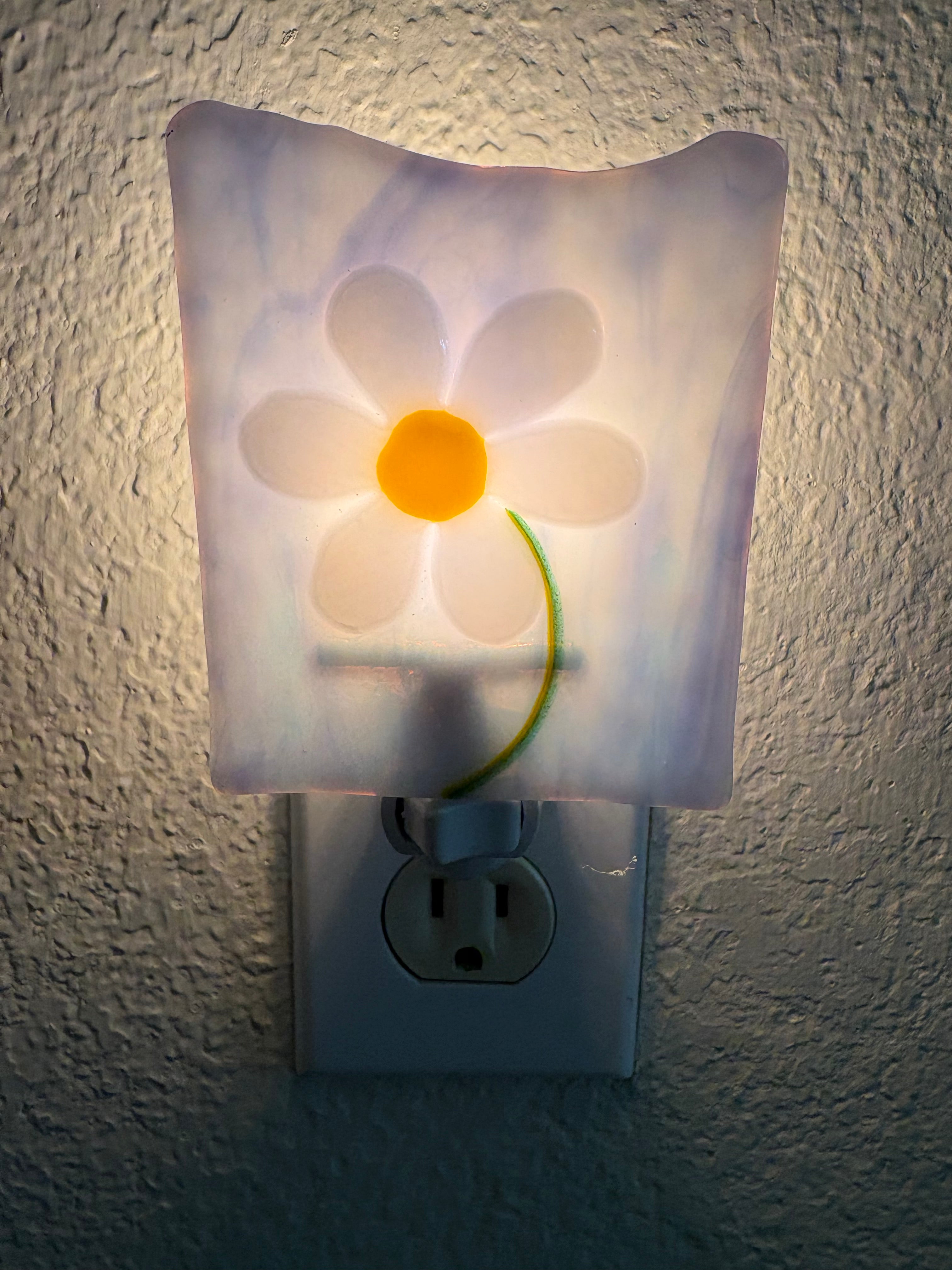 Fused Glass White Daisy Nightlight